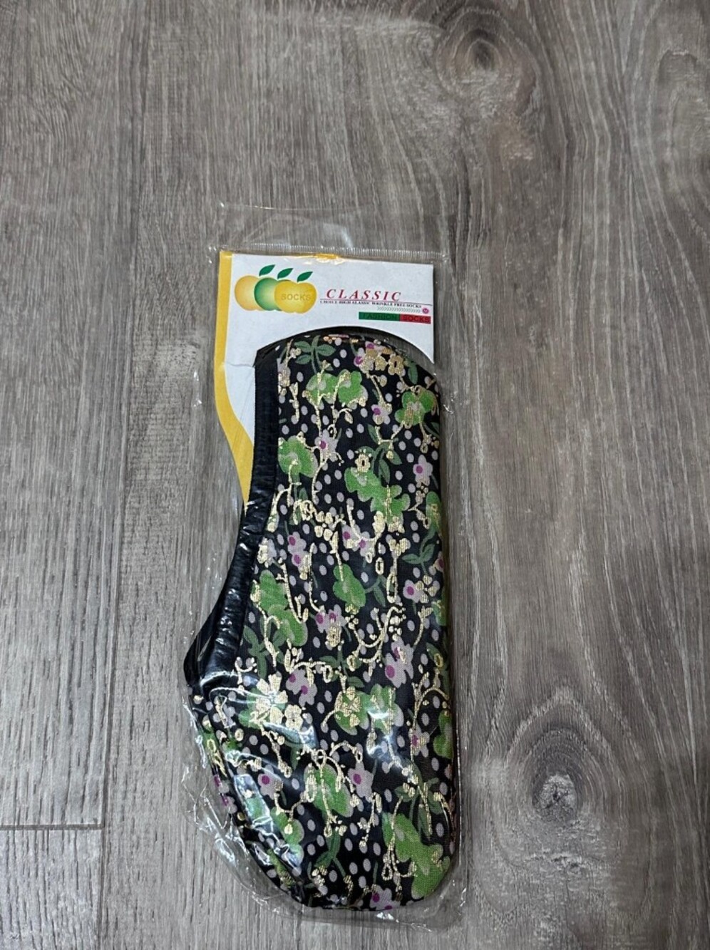Floral Print Socks in Black and Green
